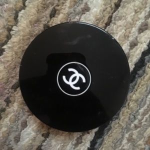 Chanel translucent powder